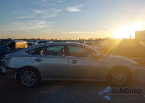 2013 Toyota Avalon Xle z USA, uszkodzony, nr VIN 4T1BK1EB6DU045814